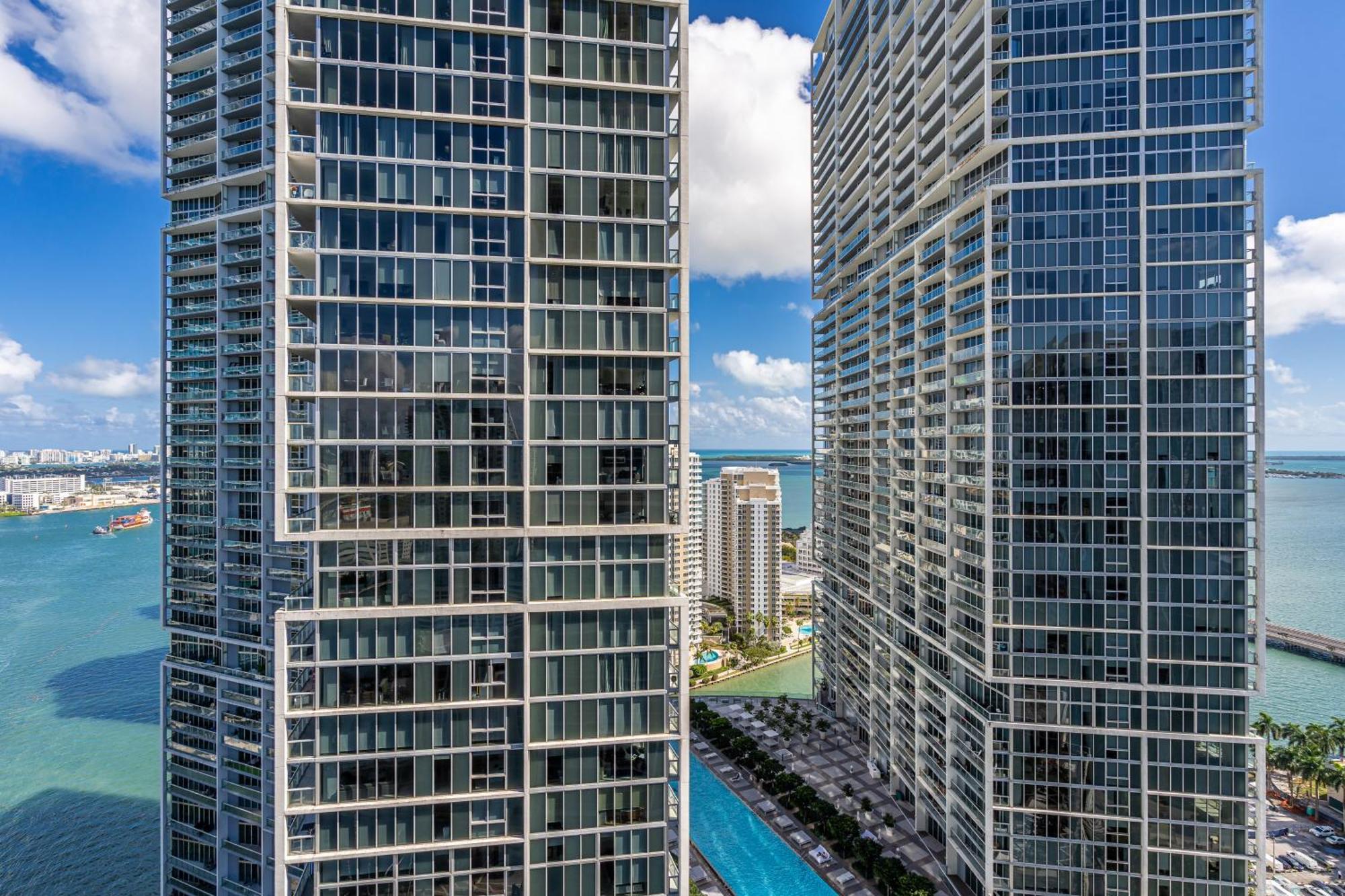 Apartment Luxurious At Icon With Views *